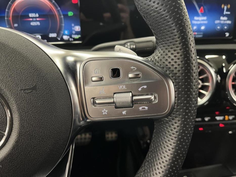 MERCEDES-BENZ CLA 2021