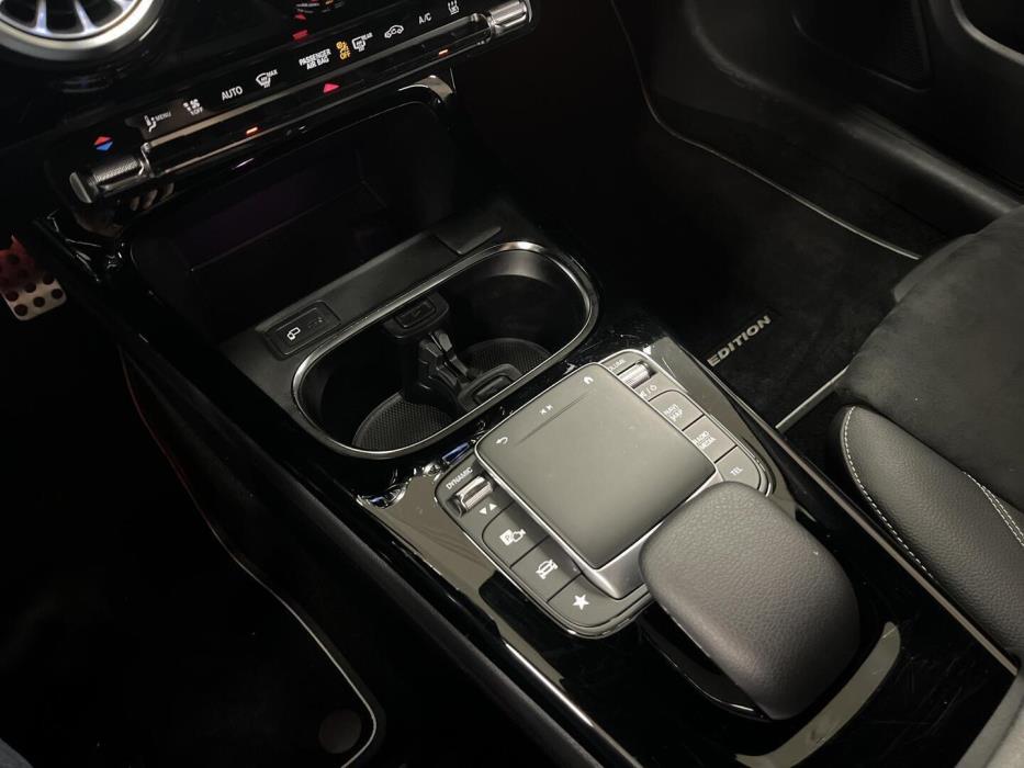 MERCEDES-BENZ CLA 2021