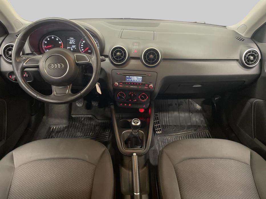 AUDI A1 2012