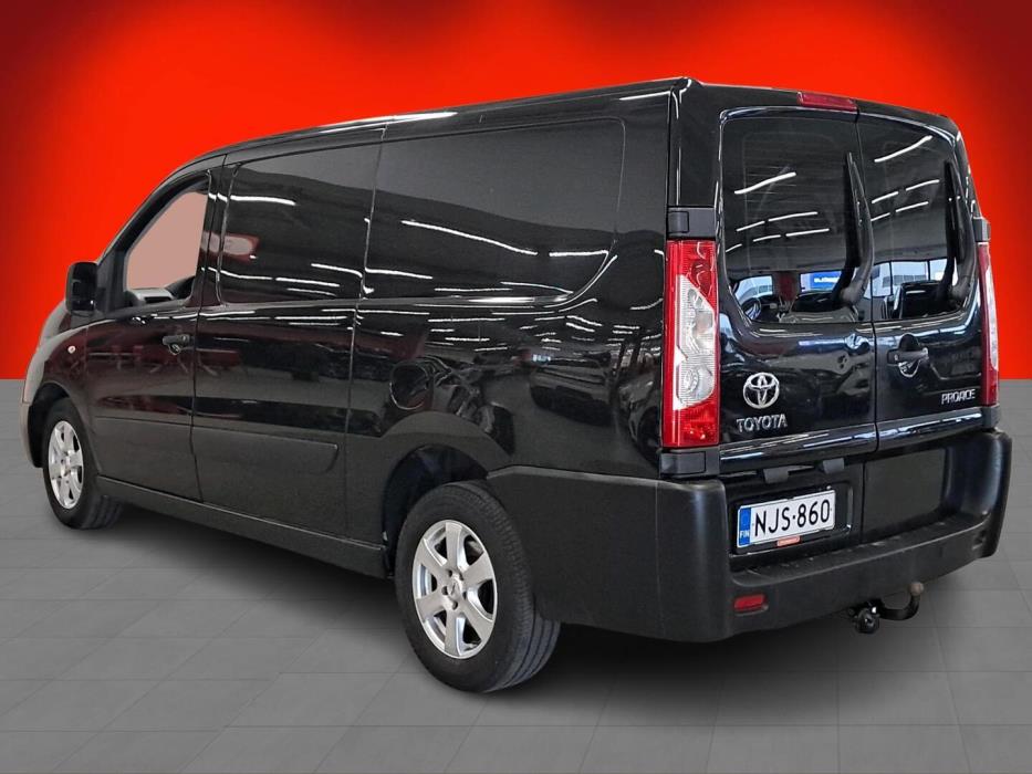 TOYOTA Proace 2015