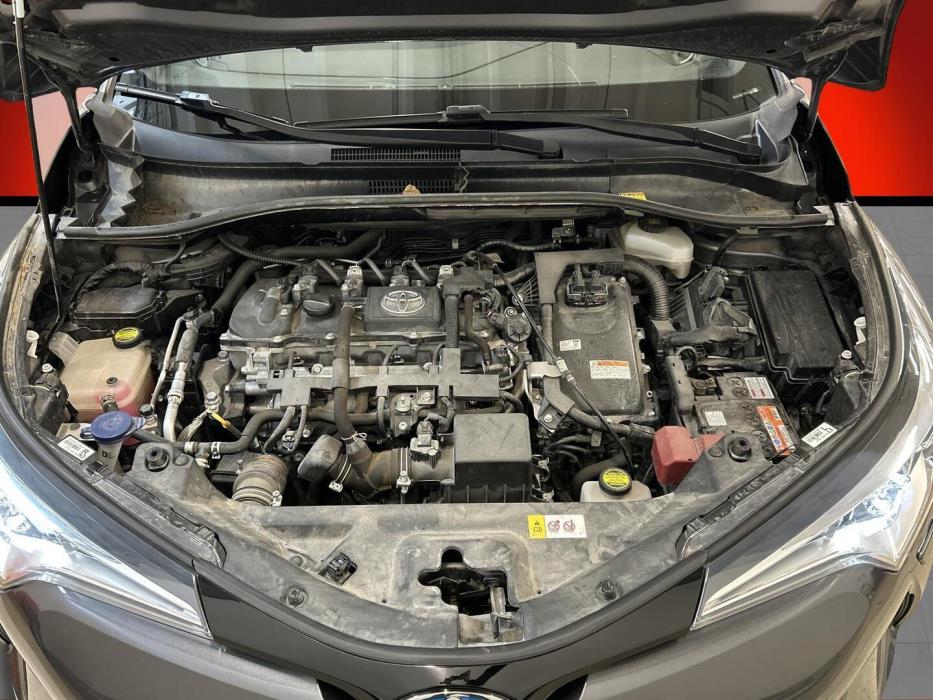 TOYOTA C-HR 2018