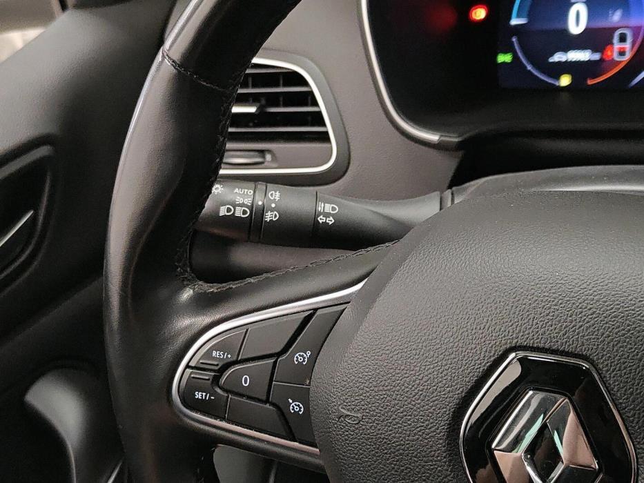 RENAULT Megane 2021