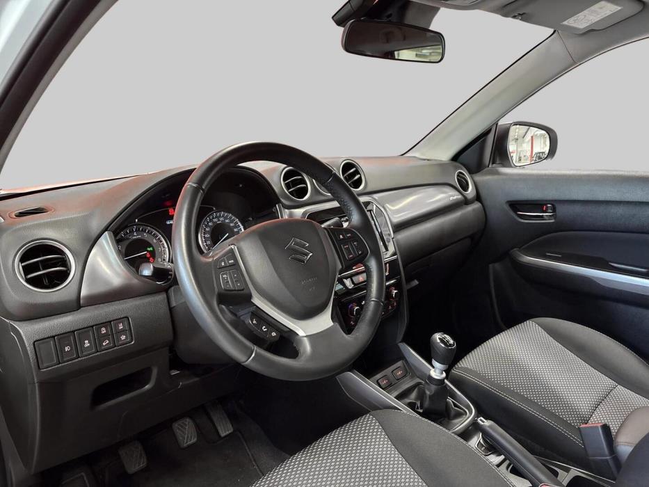 SUZUKI Vitara 2024