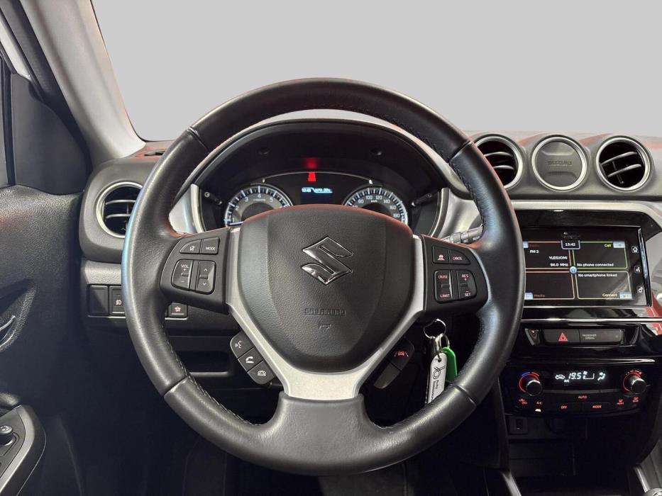 SUZUKI Vitara 2024