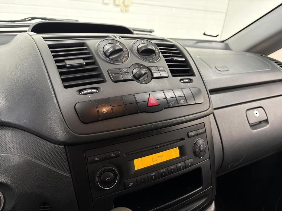 MERCEDES-BENZ Vito 2011