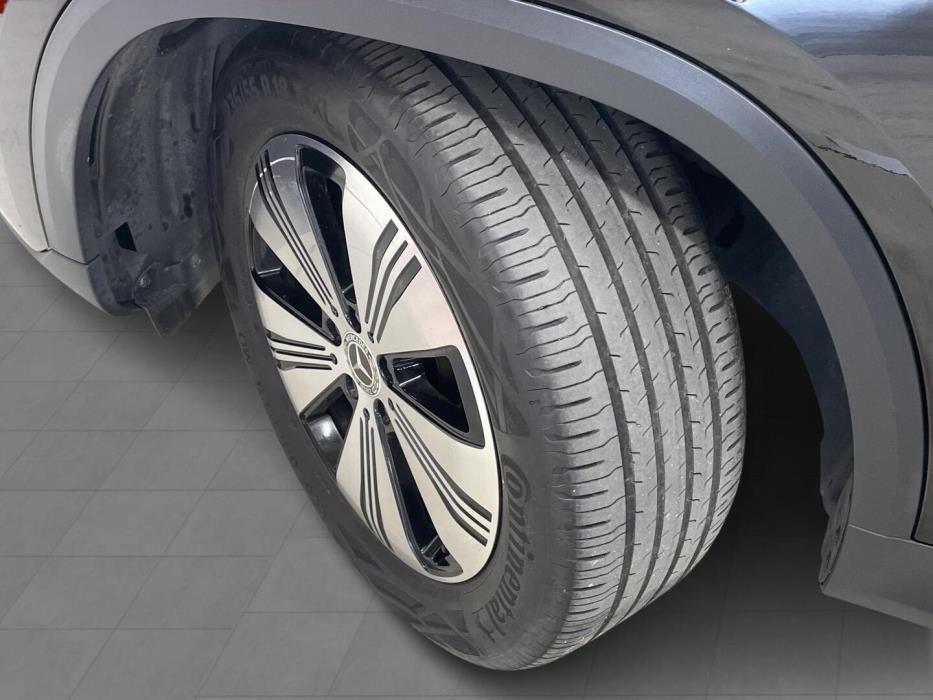 MERCEDES-BENZ EQA 2021