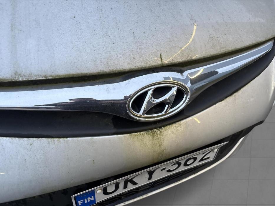 HYUNDAI i30 2010
