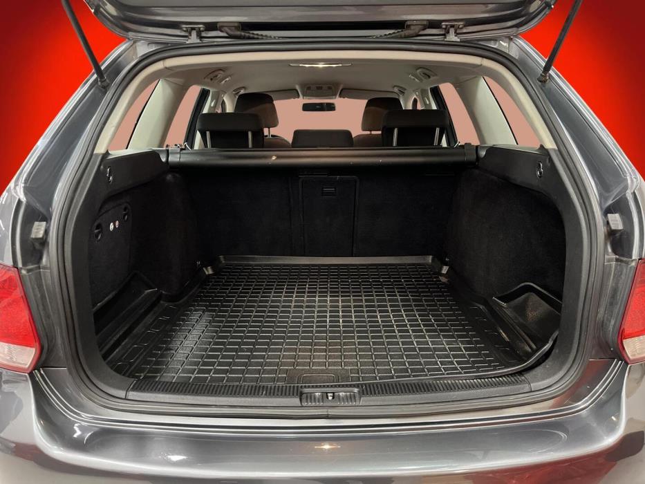 VOLKSWAGEN Golf 2010