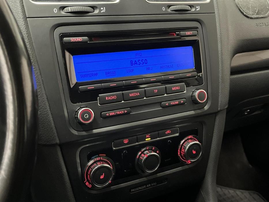 VOLKSWAGEN Golf 2010