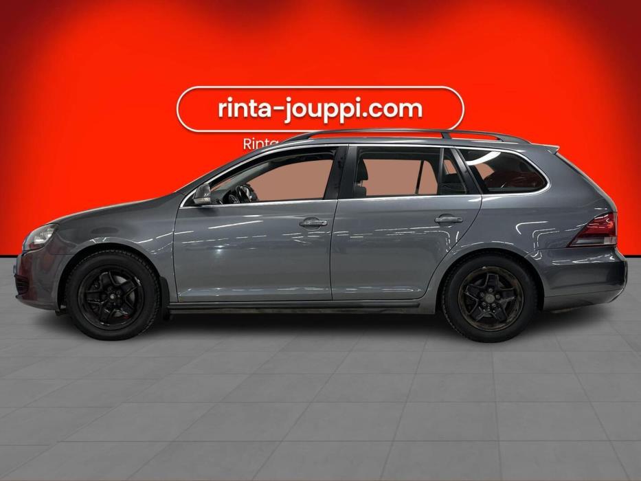 VOLKSWAGEN Golf 2010