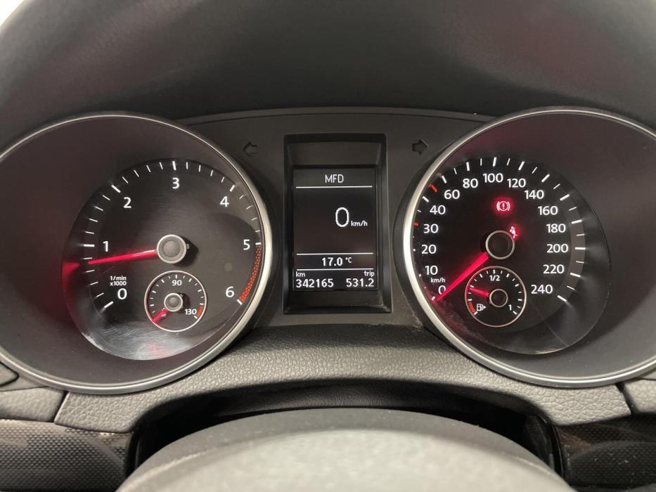VOLKSWAGEN Golf 2010