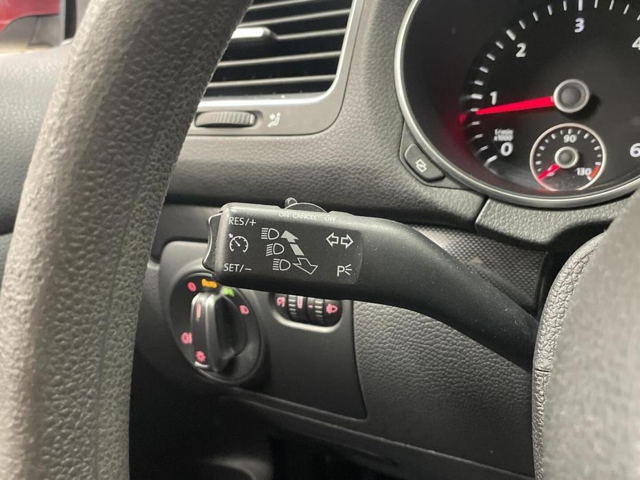 VOLKSWAGEN Golf 2010