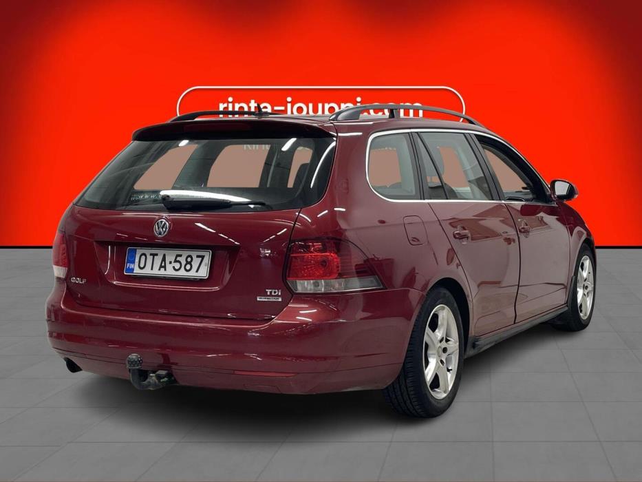 VOLKSWAGEN Golf 2010