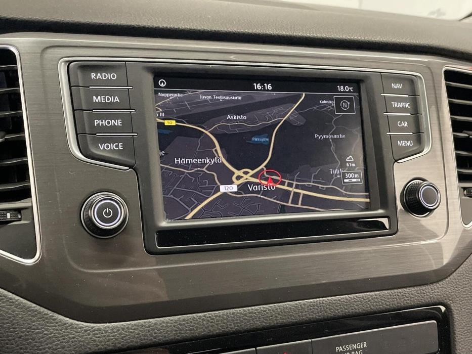 VOLKSWAGEN Golf Sportsvan 2016