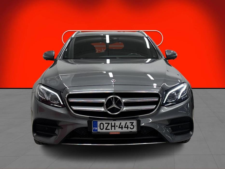 MERCEDES-BENZ E 2018