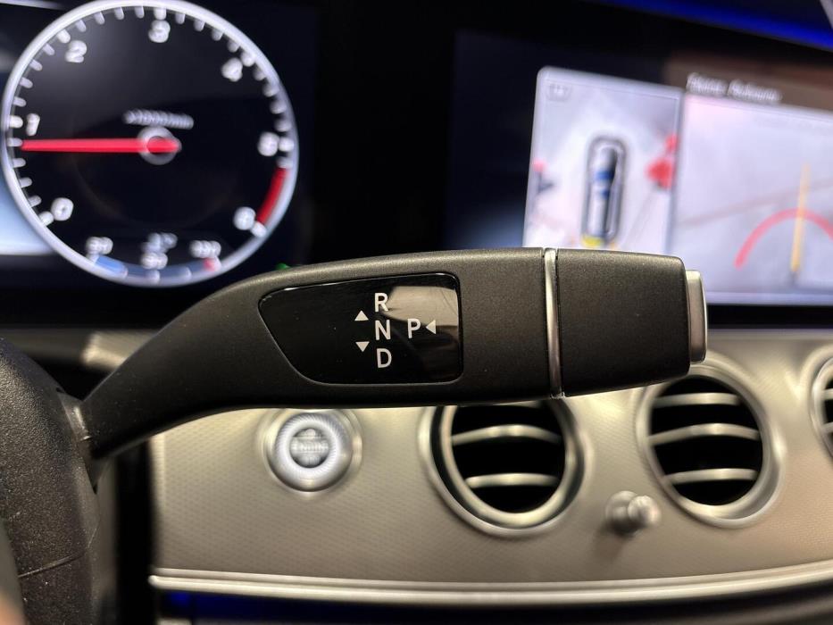 MERCEDES-BENZ E 2018