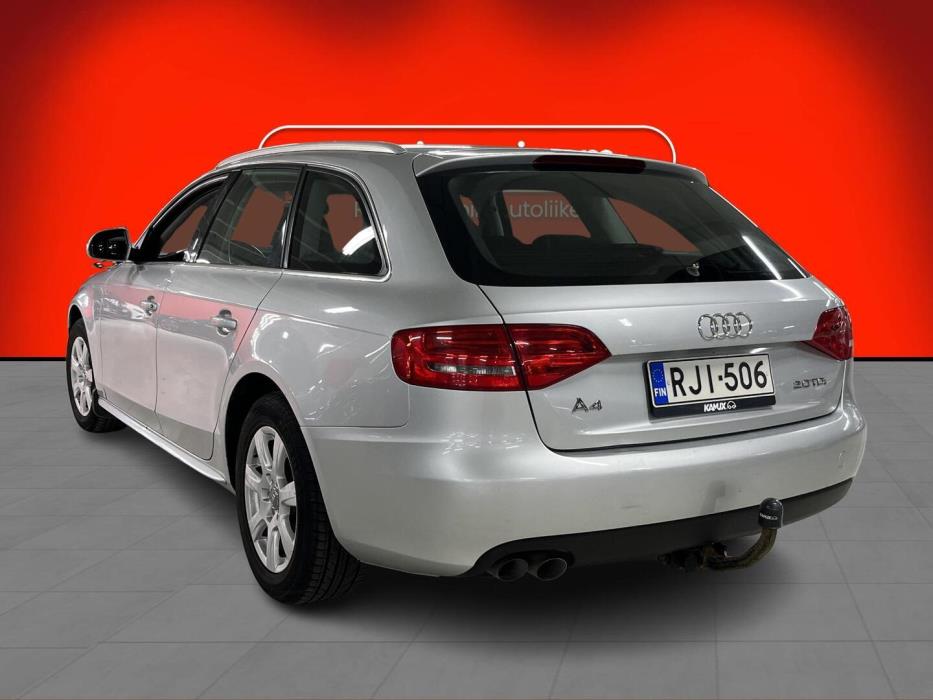 AUDI A4 2008