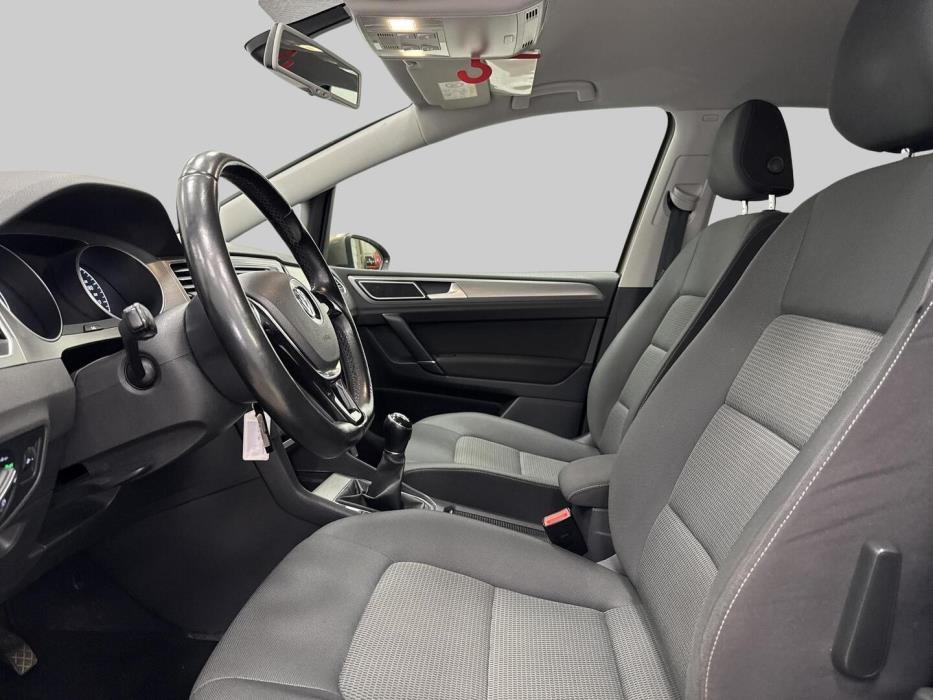 VOLKSWAGEN Golf Sportsvan 2014