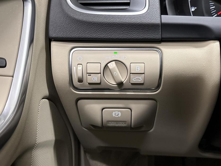 VOLVO S60 2015