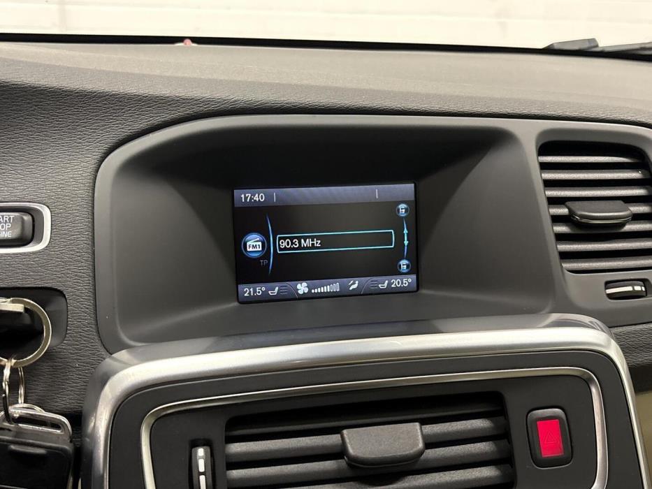 VOLVO S60 2015
