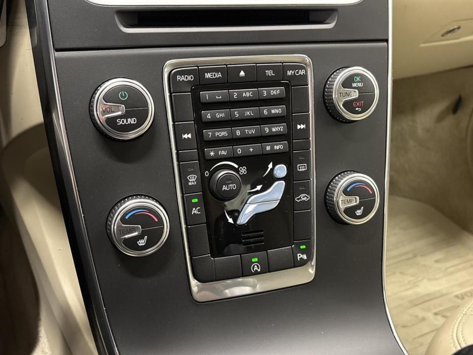 VOLVO S60 2015