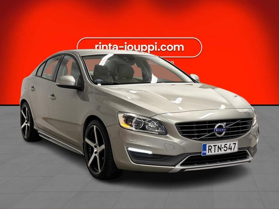 VOLVO S60 2015