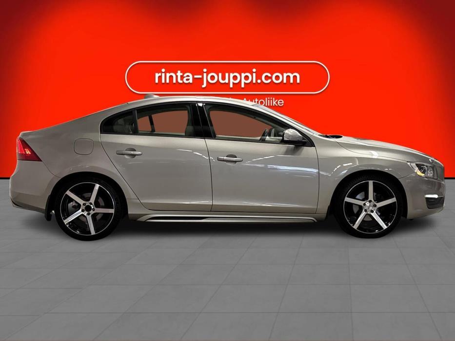 VOLVO S60 2015