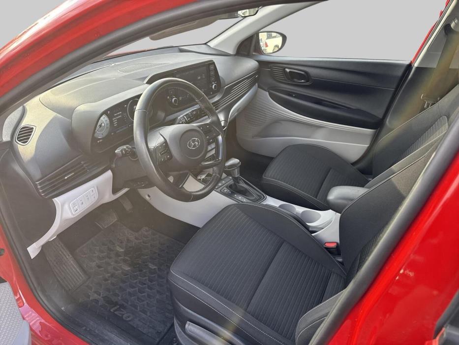 HYUNDAI i20 Hatchback 2021