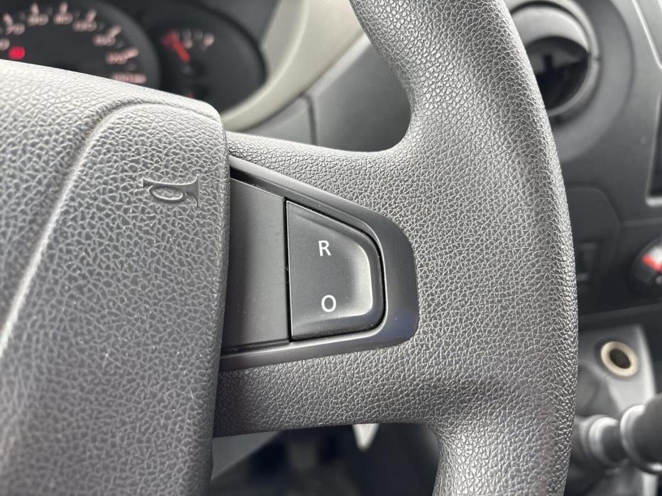 RENAULT Master 2016