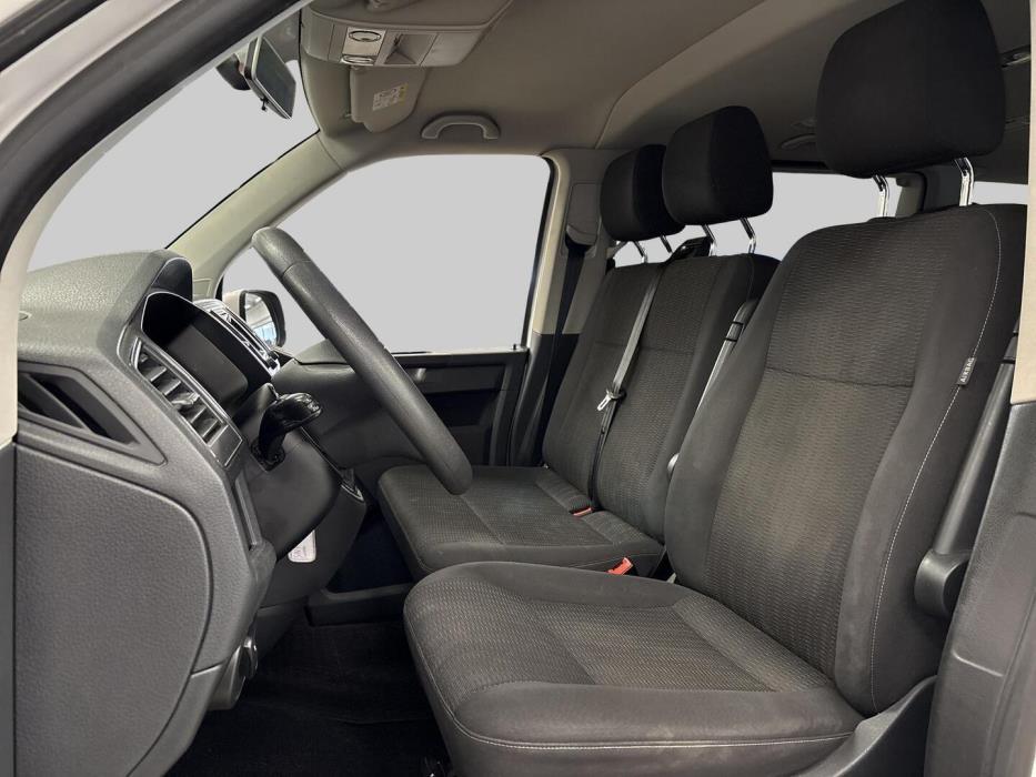VOLKSWAGEN Caravelle 2017