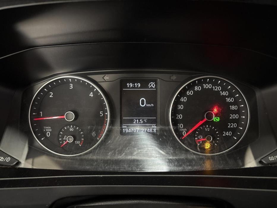 VOLKSWAGEN Caravelle 2017