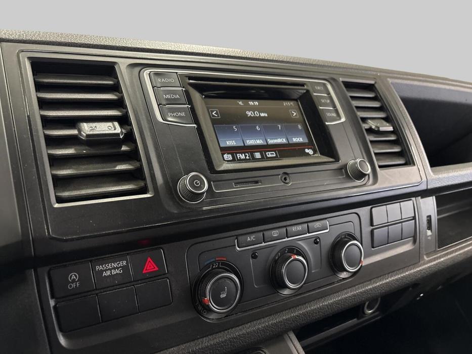 VOLKSWAGEN Caravelle 2017