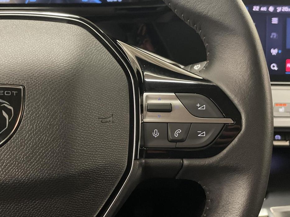 PEUGEOT 308 2023