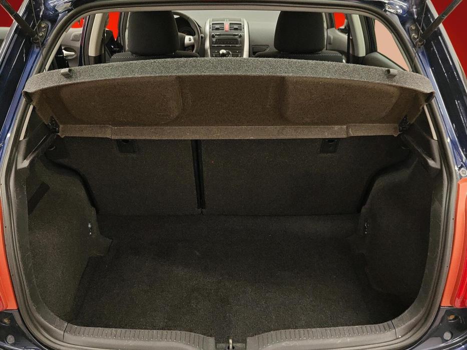 TOYOTA Auris 2010