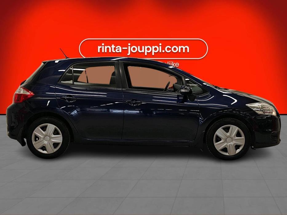 TOYOTA Auris 2010
