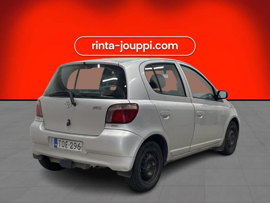TOYOTA Yaris 2002