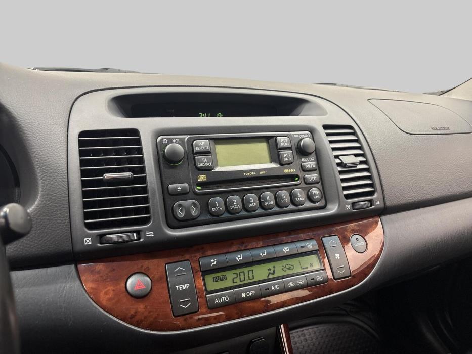 TOYOTA Camry 2004