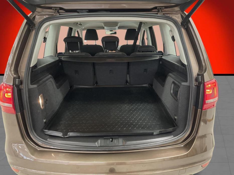 VOLKSWAGEN Sharan 2013