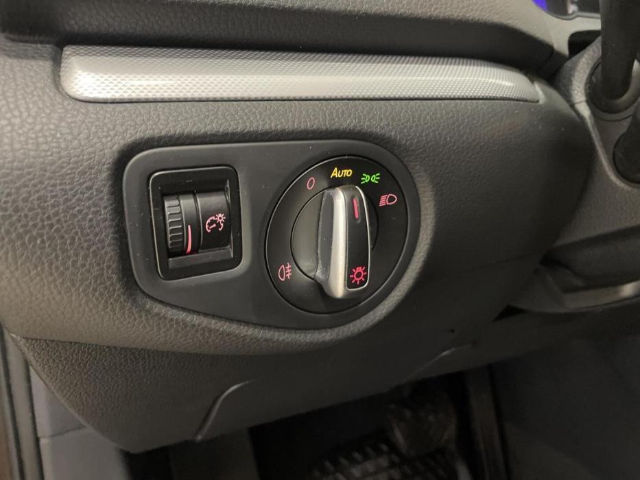 VOLKSWAGEN Sharan 2013