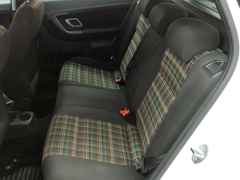 SKODA Fabia 2012