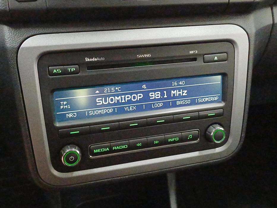 SKODA Fabia 2012