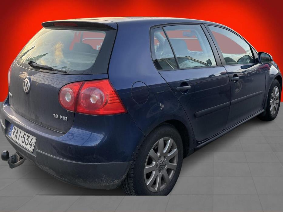 VOLKSWAGEN Golf 2005