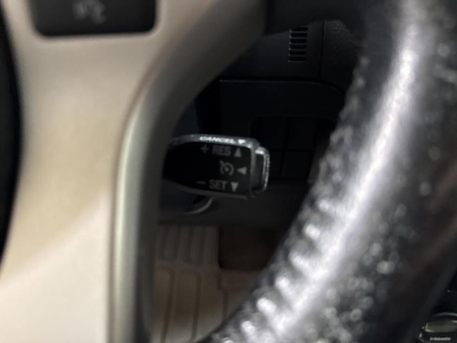 TOYOTA Land Cruiser 2011