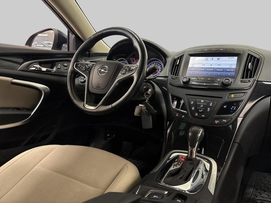 OPEL Insignia 2015