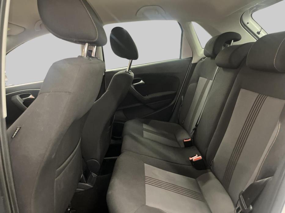 VOLKSWAGEN Polo 2017