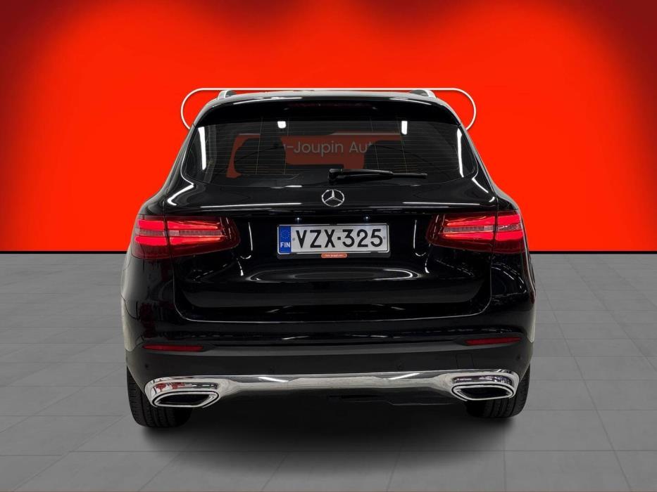 MERCEDES-BENZ GLC 2018