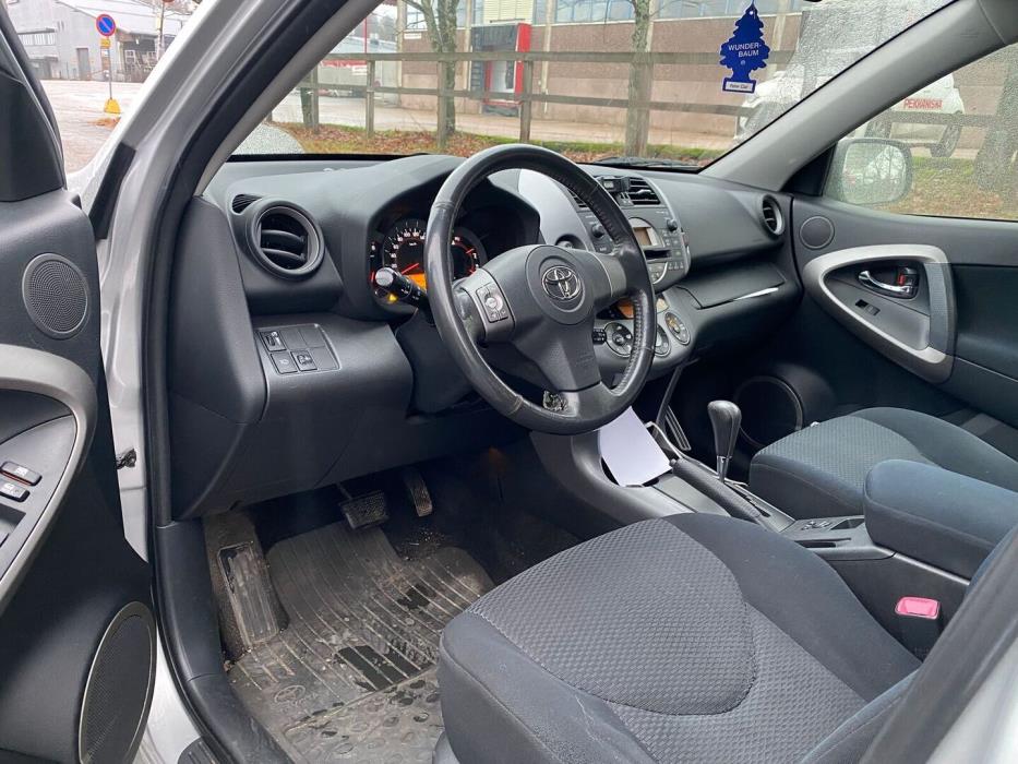 TOYOTA RAV4 2006
