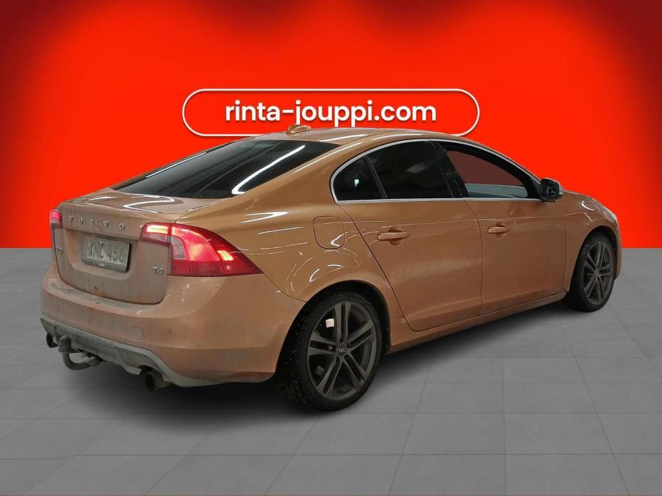 VOLVO S60 2012