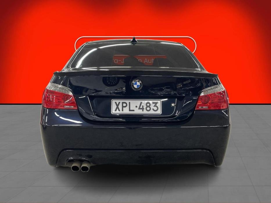 BMW 525 2008
