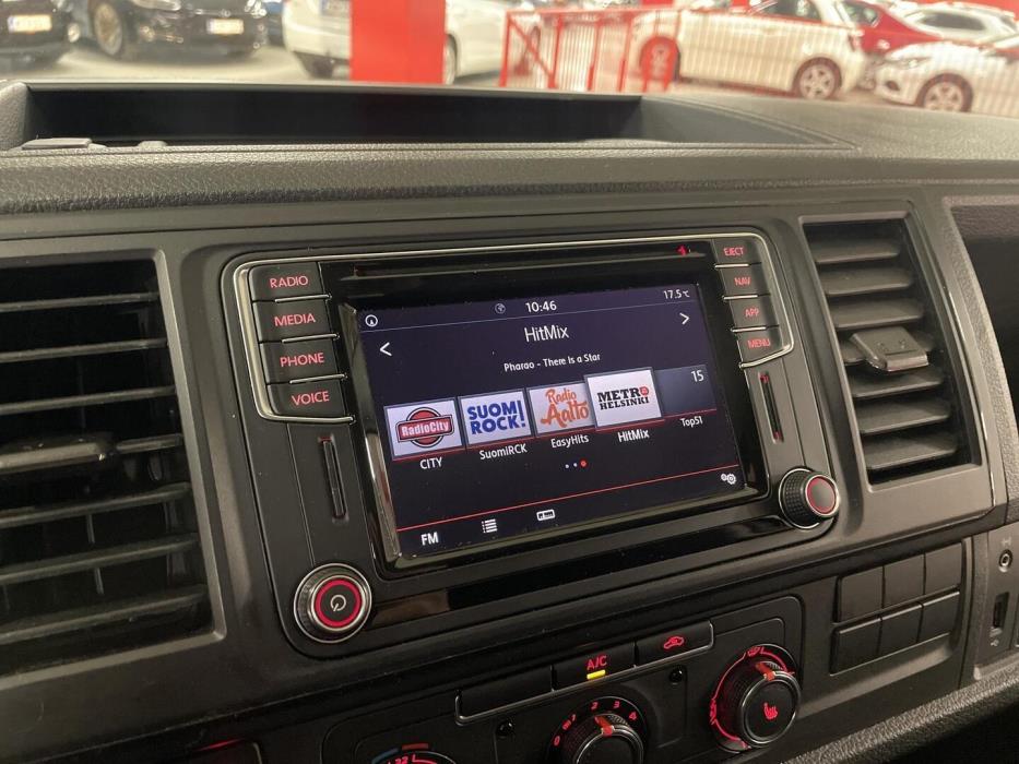 VOLKSWAGEN Transporter 2018